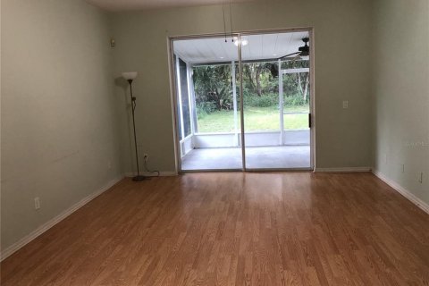 Casa en alquiler en Orlando, Florida, 4 dormitorios, 183.2 m2 № 1910569 - foto 23