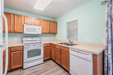 Townhouse in Riverview, Florida 2 bedrooms, 142.33 sq.m. № 1630869 - photo 12