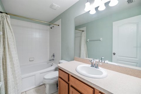 Townhouse in Riverview, Florida 2 bedrooms, 142.33 sq.m. № 1630869 - photo 18