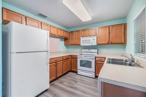 Townhouse in Riverview, Florida 2 bedrooms, 142.33 sq.m. № 1630869 - photo 13