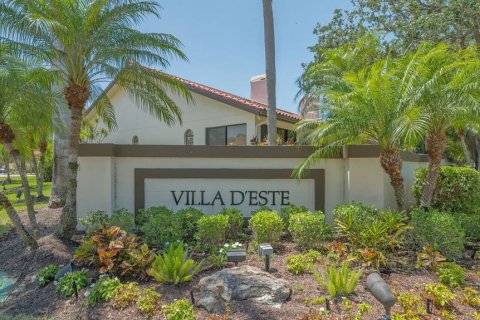 House in Sarasota, Florida 2 bedrooms, 205.04 sq.m. № 1721344 - photo 29