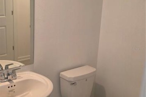 Touwnhouse à louer à Clermont, Floride: 3 chambres, 170.38 m2 № 2376760 - photo 3