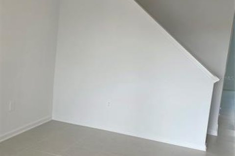 Touwnhouse à louer à Clermont, Floride: 3 chambres, 170.38 m2 № 2376760 - photo 7