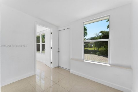 Villa ou maison à louer à Fort Lauderdale, Floride: 3 chambres, 133.97 m2 № 1995486 - photo 15