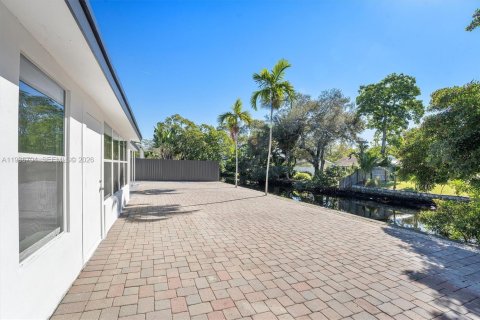Villa ou maison à louer à Fort Lauderdale, Floride: 3 chambres, 133.97 m2 № 1995486 - photo 29