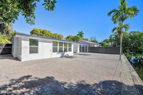Villa ou maison à louer à Fort Lauderdale, Floride: 3 chambres, 133.97 m2 № 1995486 - photo 30