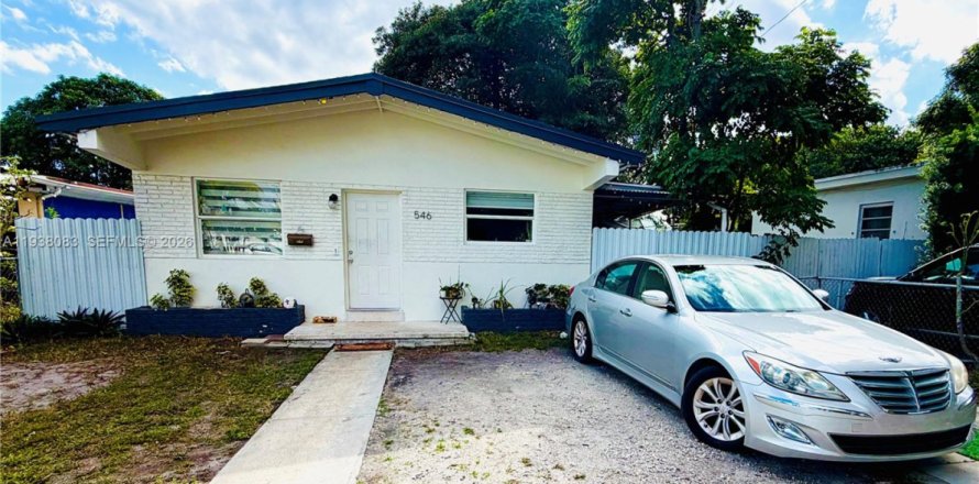 Villa ou maison à Hialeah, Floride 3 chambres, 89 m2 № 1998195