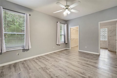 Villa ou maison à vendre à Port St. Lucie, Floride: 3 chambres, 153.85 m2 № 1955878 - photo 14