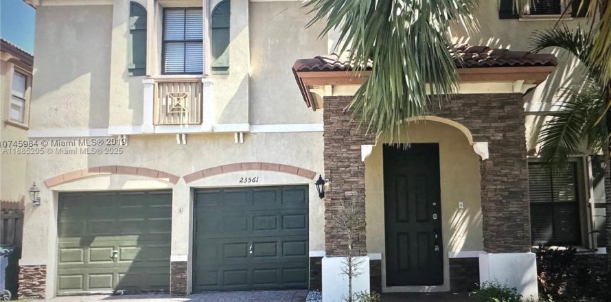 Villa ou maison à Homestead, Floride 5 chambres, 318.56 m2 № 1930629