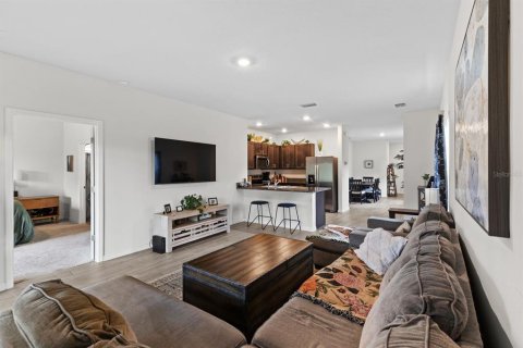 Villa ou maison à louer à Newberry, Floride: 3 chambres, 134.62 m2 № 2413980 - photo 6