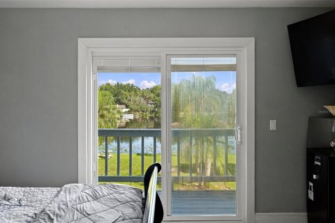 House in Tampa, Florida 4 bedrooms, 175.21 sq.m. № 2394399 - photo 29