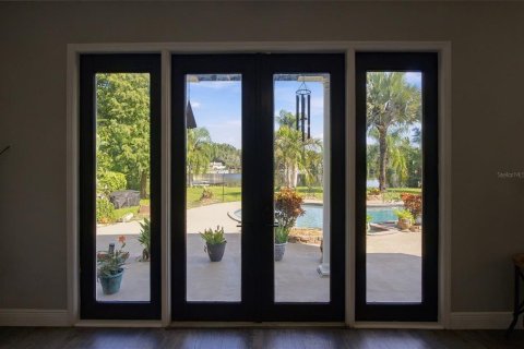 House in Tampa, Florida 4 bedrooms, 175.21 sq.m. № 2394399 - photo 22