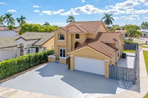 Снять в аренду виллу или дом в Майами, Флорида 4 спальни, 220.92м2, № 2011791 - фото 6