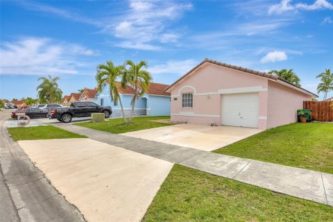 Купить виллу или дом в Майами, Флорида 3 спальни, 116.03м2, № 1756899 - фото 5