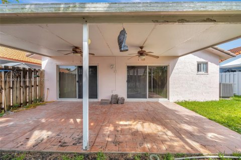 Купить виллу или дом в Майами, Флорида 3 спальни, 116.03м2, № 1756899 - фото 27