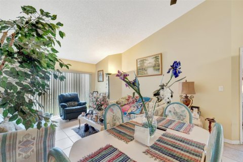 Купить виллу или дом в Майами, Флорида 3 спальни, 116.03м2, № 1756899 - фото 18