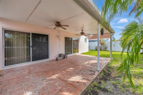 Купить виллу или дом в Майами, Флорида 3 спальни, 116.03м2, № 1756899 - фото 29