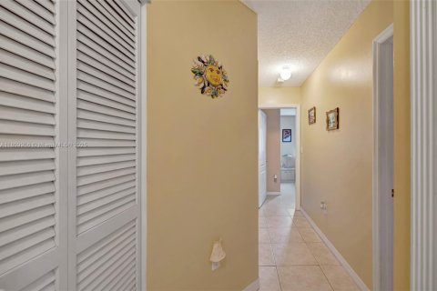 Купить виллу или дом в Майами, Флорида 3 спальни, 116.03м2, № 1756899 - фото 11