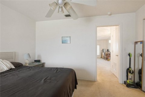 Condo in Seminole, Florida, 1 bedroom  № 2205763 - photo 10