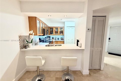 Appartement à louer à Miami Lakes, Floride: 2 chambres, 78.97 m2 № 2060261 - photo 14