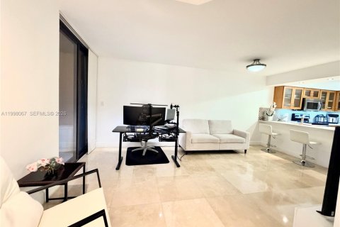 Appartement à louer à Miami Lakes, Floride: 2 chambres, 78.97 m2 № 2060261 - photo 4