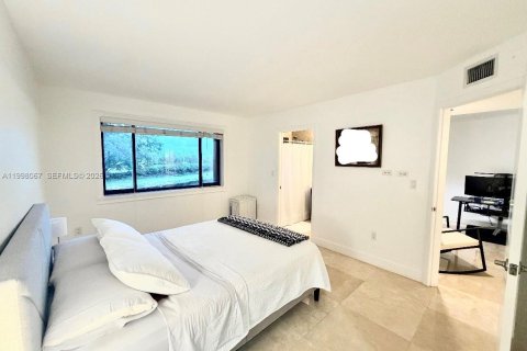 Appartement à louer à Miami Lakes, Floride: 2 chambres, 78.97 m2 № 2060261 - photo 7