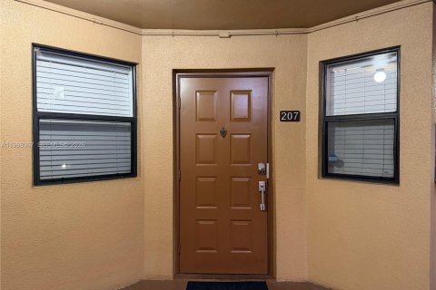 Appartement à louer à Miami Lakes, Floride: 2 chambres, 78.97 m2 № 2060261 - photo 27