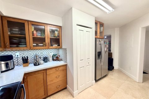 Appartement à louer à Miami Lakes, Floride: 2 chambres, 78.97 m2 № 2060261 - photo 16