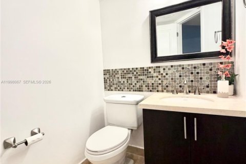 Appartement à louer à Miami Lakes, Floride: 2 chambres, 78.97 m2 № 2060261 - photo 24