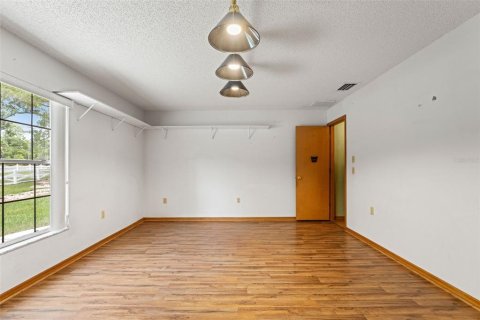 Casa en venta en Brooksville, Florida, 4 dormitorios, 238.2 m2 № 1826715 - foto 28