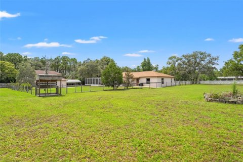 Casa en venta en Brooksville, Florida, 4 dormitorios, 238.2 m2 № 1826715 - foto 3
