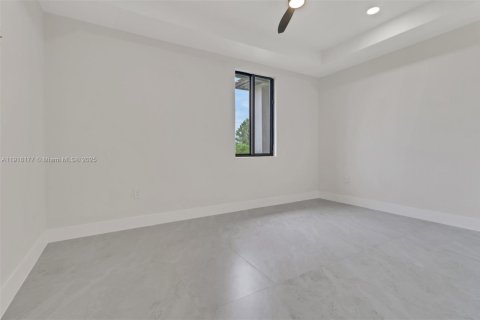 Commercial property in Lehigh Acres, Florida 221.39 sq.m. № 1973010 - photo 23