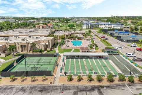 Condo in Fort Myers, Florida, 1 bedroom  № 1410220 - photo 18