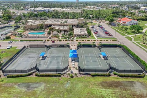 Condo in Fort Myers, Florida, 1 bedroom  № 1410220 - photo 19