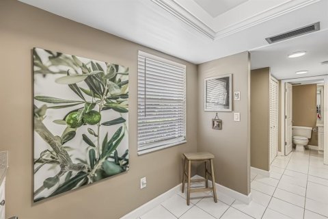 Condo in Fort Myers, Florida, 1 bedroom  № 1410220 - photo 16