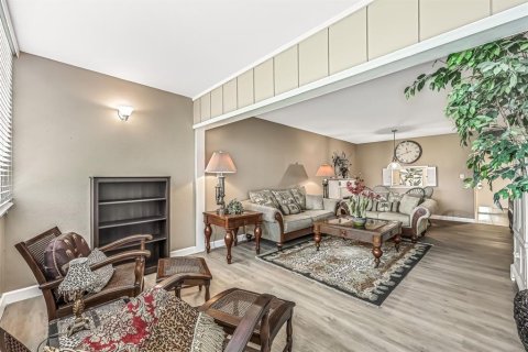 Condo in Fort Myers, Florida, 1 bedroom  № 1410220 - photo 11