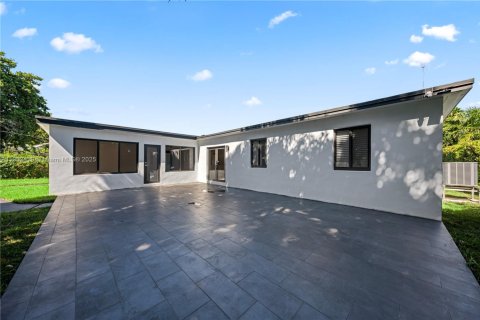 Villa ou maison à vendre à Miami Gardens, Floride: 3 chambres, 151.15 m2 № 1953904 - photo 23