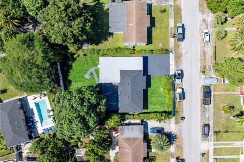 Villa ou maison à vendre à Miami Gardens, Floride: 3 chambres, 151.15 m2 № 1953904 - photo 28