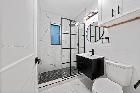 Villa ou maison à vendre à Miami Gardens, Floride: 3 chambres, 151.15 m2 № 1953904 - photo 11
