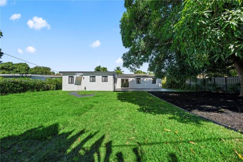 Villa ou maison à vendre à Miami Gardens, Floride: 3 chambres, 151.15 m2 № 1953904 - photo 26