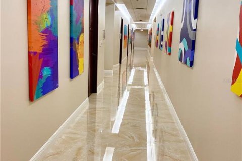 Immobilier commercial à vendre à Orlando, Floride: 58.62 m2 № 1916071 - photo 3