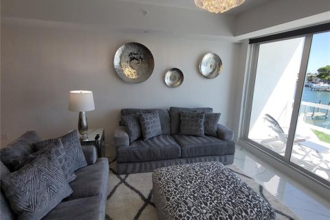 Condominio en alquiler en Clearwater, Florida, 3 dormitorios, 159.33 m2 № 1521956 - foto 25