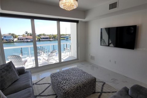 Condominio en alquiler en Clearwater, Florida, 3 dormitorios, 159.33 m2 № 1521956 - foto 15