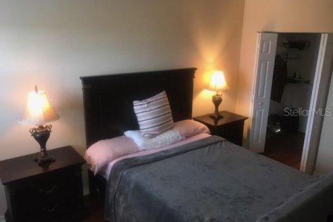 Condominio en alquiler en Sarasota, Florida, 2 dormitorios, 97.64 m2 № 1771328 - foto 4