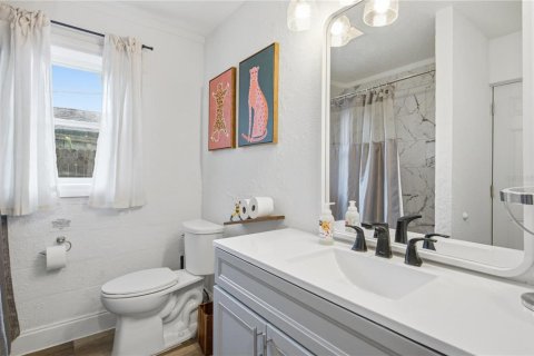 Immobilier commercial à vendre à Clearwater, Floride: 111.67 m2 № 2432711 - photo 21