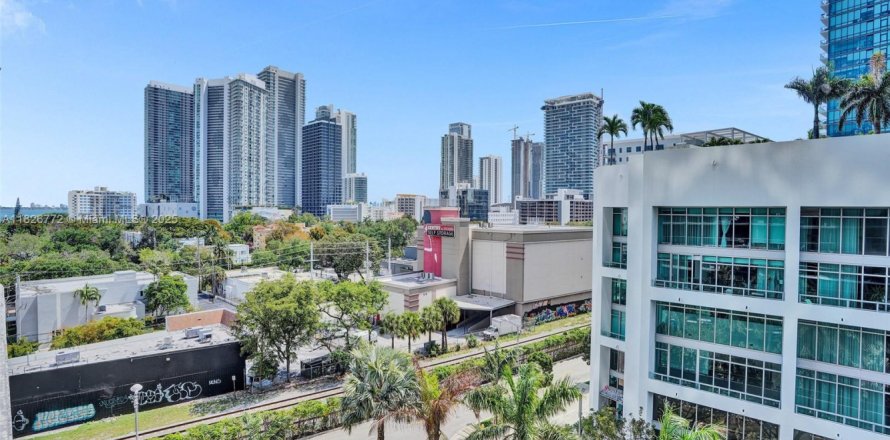 Condo à Miami, Floride, 1 chambre № 1797039