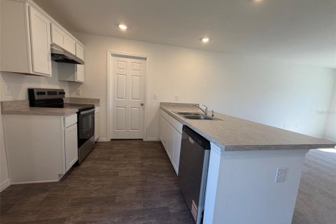 House in Poinciana, Florida 3 bedrooms, 98.48 sq.m. № 2156986 - photo 2