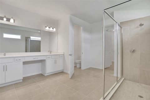 House in Parrish, Florida 4 bedrooms, 304.53 sq.m. № 2112107 - photo 29