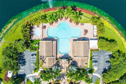 Townhouse in Homestead, Florida 3 bedrooms, 132.66 sq.m. № 1956840 - photo 9