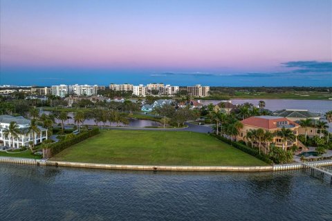 Land in Belleair, Florida № 1562878 - photo 8